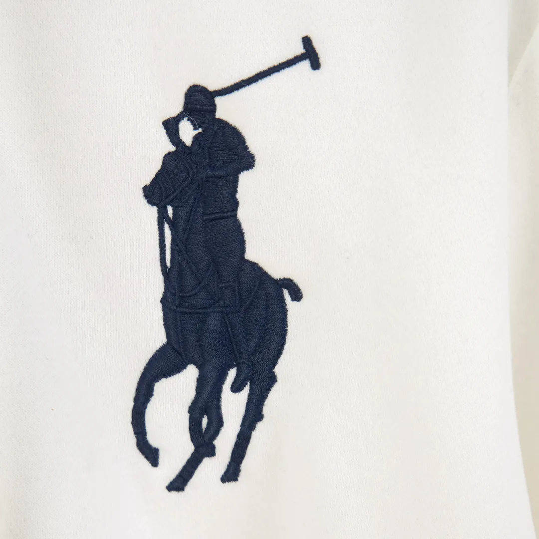 P320 zp version [exclusive supply] Ralph Lauren/Ralph Lauren 2025FW new autumn and winter Big Pony 20th anniversary badge embroidered open-chest deconstructed hooded fleece sweatshirt 100% restoration of 380 grams of 100% pure cotton heavy-grained cloud velvet ✅ Deconstruction restoration Correct version Three-layer hidden partial tube placket ✅ Reactive dyeing D65 raw cotton double herringbone belt Wide and narrow partitions ✅ Reject overlay Single color single version Precision embroidery ✅ RL/25 new autumn and winter product 20th commemorative badge embroidered Malaysian sweatshirt. Deconstructed half-chest to distinguish the regular classic version. High-end and outstanding. Built-in contrasting reactive dyeing D65 raw cotton double herringbone belt. Cloud-like heavy fleece bottom with autumn and winter attributes. Really comfortable. Cloud-like comfort. Loose fit. Two colors are available. Can be made for couples. Highly recommended. Color: blue and white. Size: S M L XL No.: WW10953